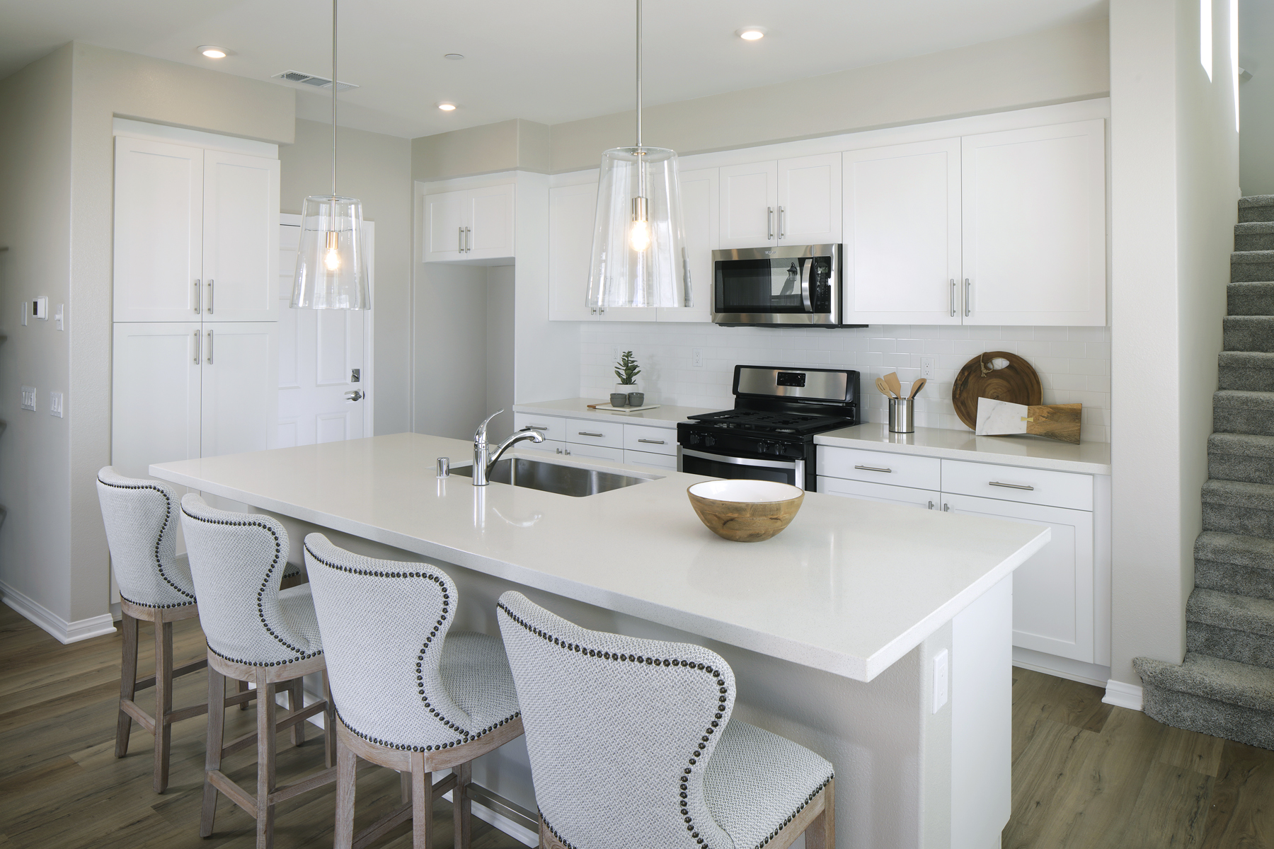 Open floor plan and kitchen