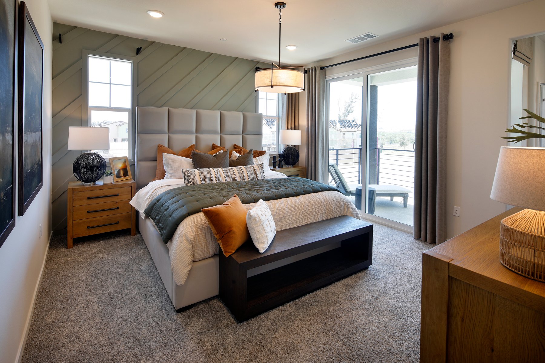 A bedroom with a large bed.