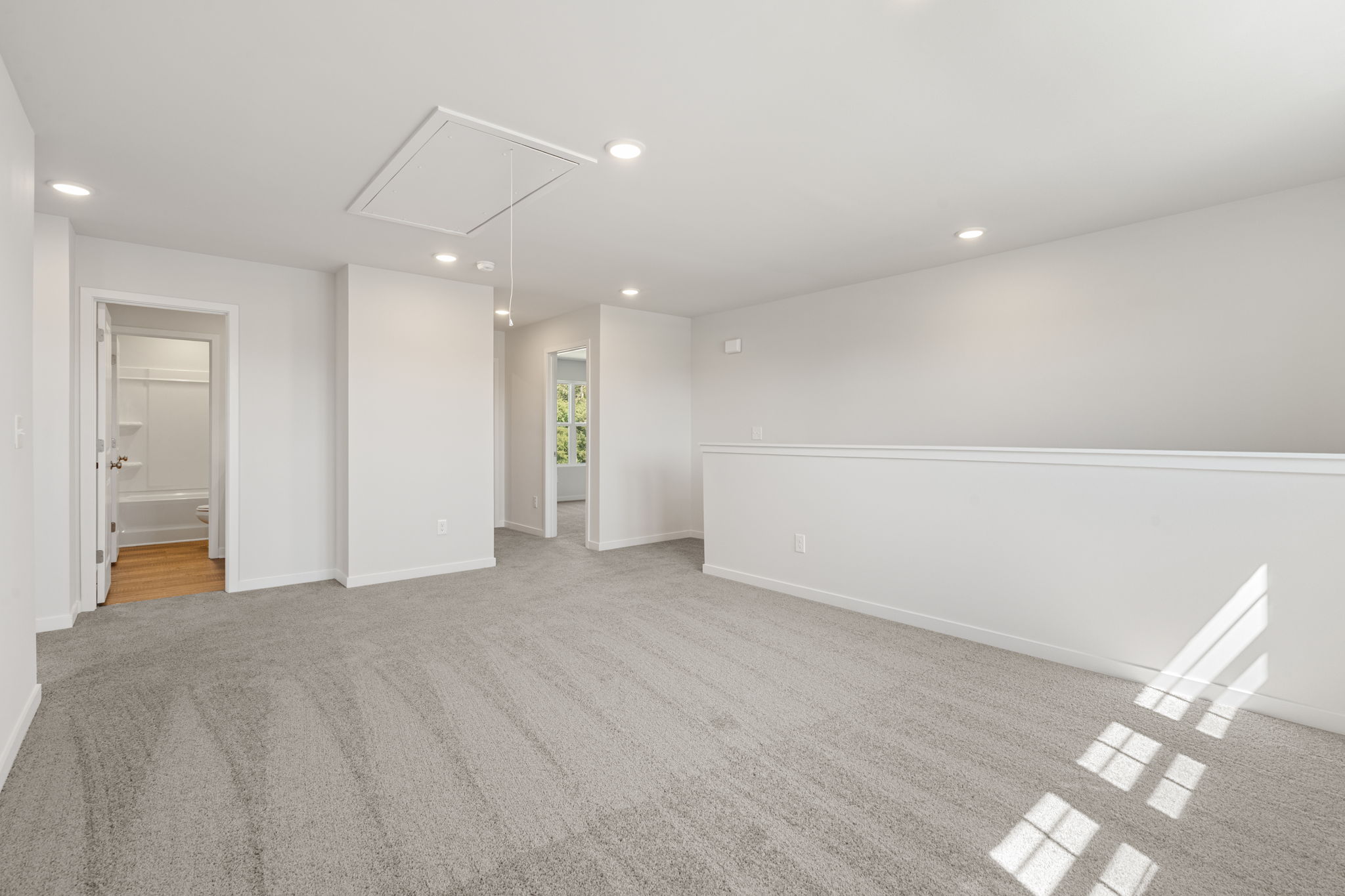 A large empty room.
