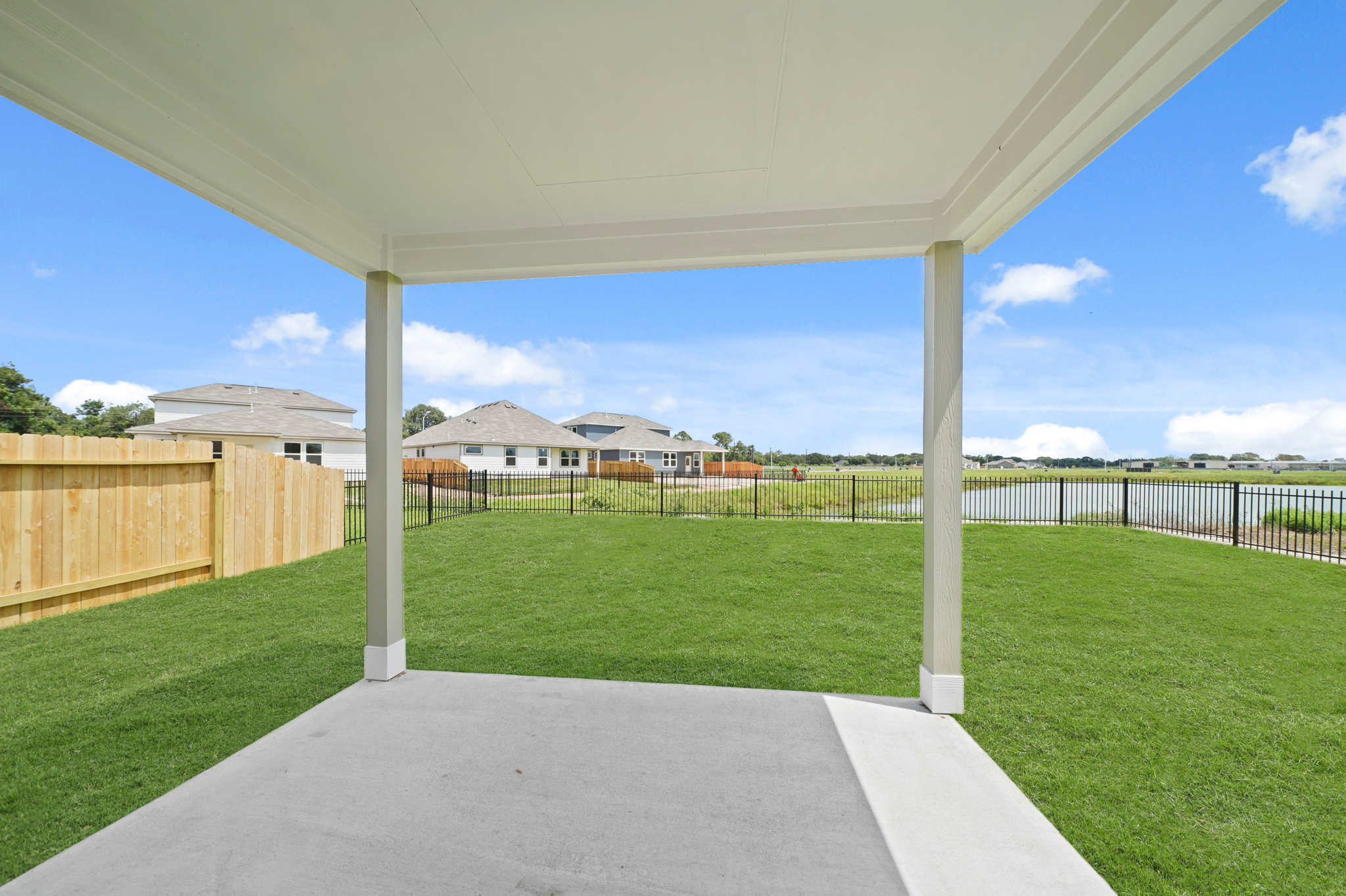 A covered patio with a covered patio.
